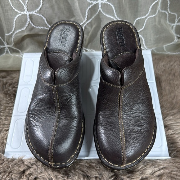 (Z2) Born brown leather mule clogs - Size 7 women - Picture 3 of 15